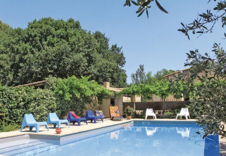 Villa in Carpentras, the South of France