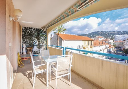 Apartment in Saint-Nicolas, the South of France