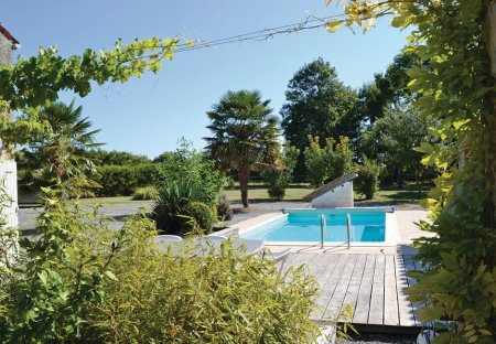 Villa in Nuaillé-sur-Boutonne, France