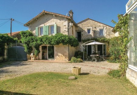 Villa in Échallat, France