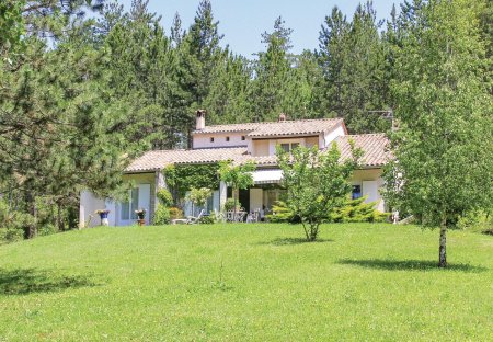 Villa in Garde-Colombe, the South of France