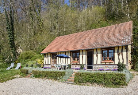 Villa in Saâne-Saint-Just, France