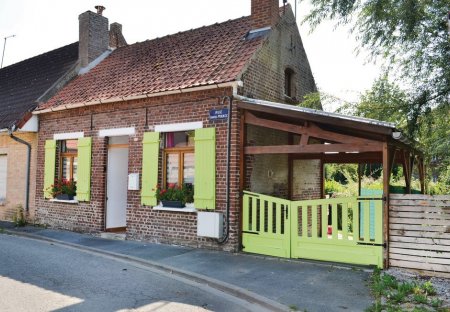 Villa in Arques Left Bank, France