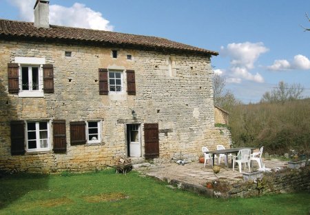 Villa in Beaulieu-sur-Sonnette, France
