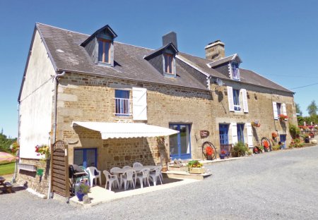 Villa in Beaumesnil, France