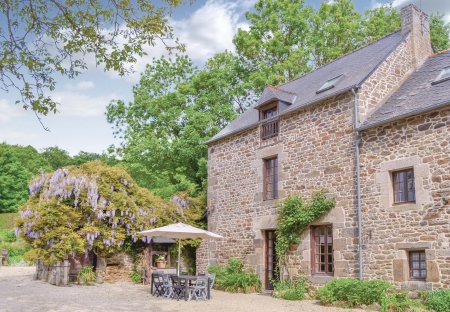 Villa in Taden, France