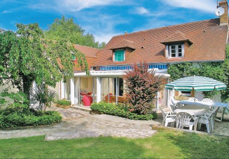 Villa in Brette-les-Pins, France: