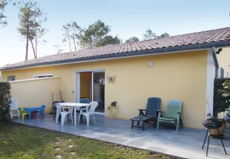 Villa in Soustons Est, France