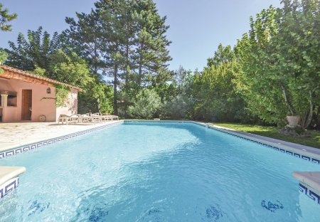 Apartment in L'Isle-sur-la-Sorgue, the South of France