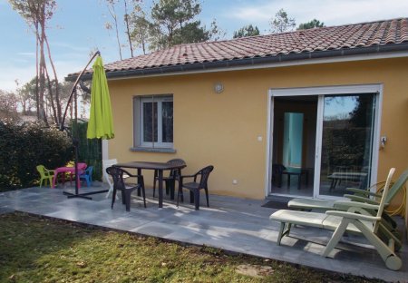 Villa in Soustons Est, France