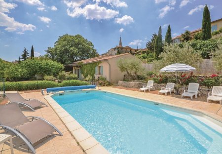 Villa in Saint-Saturnin-lès-Apt, the South of France