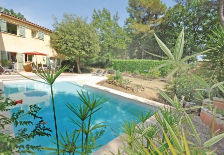 Villa in Roquefort-les-Pins Sud, the South of France