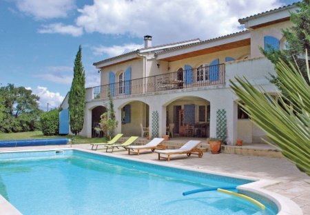 Villa in Montélimar, France