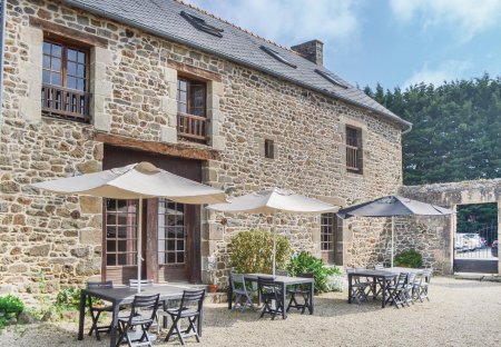 Villa in Taden, France