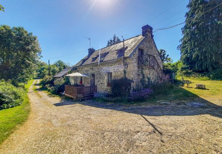 Villa in Saint-Tugdual, France
