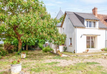 Villa in Les Montils, France: