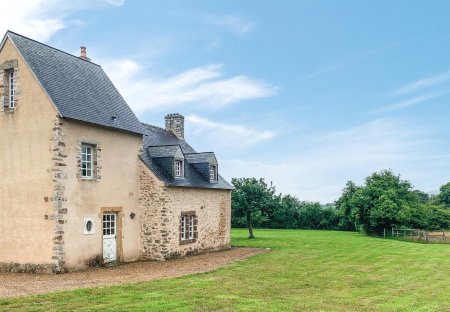 Villa in Rouessé-Vassé, France
