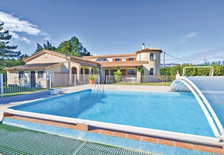 Villa in Aubignan, the South of France