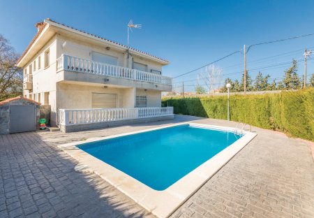 Villa in L'Ardiaca, Spain