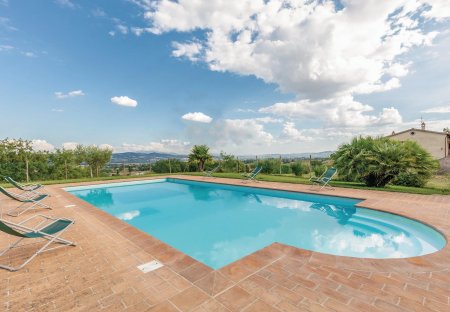 Apartment in Marsciano, Italy