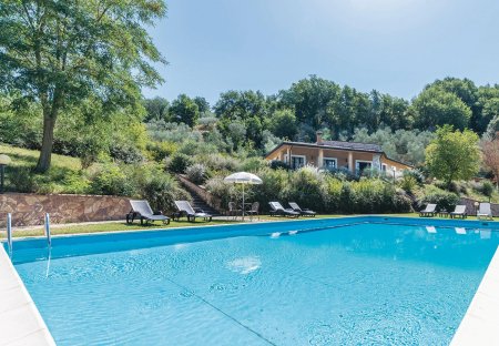 Villa in Bettona, Italy