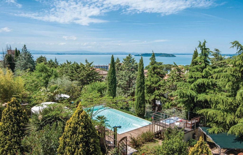 Picture of villa