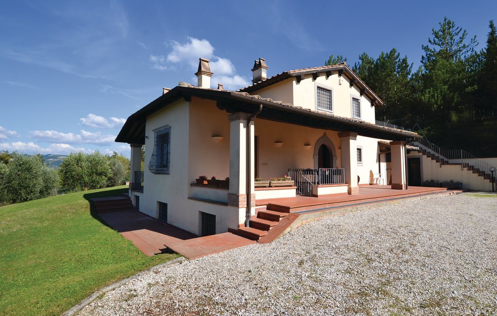 Picture of villa