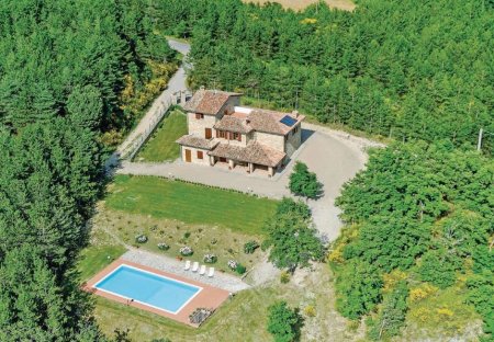 Villa in Monte Santa Maria Tiberina, Italy