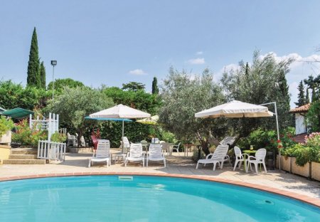 Apartment in San Feliciano, Italy