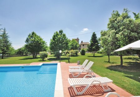 Apartment in Monte Santa Maria Tiberina, Italy