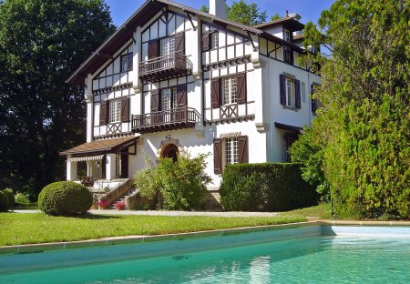 Villa in Soustons Est, France