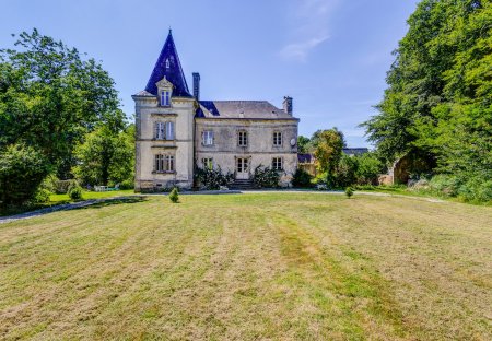 Villa in Lignol, France