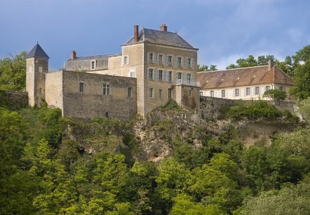 Chateau in Mailly-le-Château, France