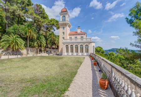 Chateau in Saint-Jean-Saint-Christophe, the South of France