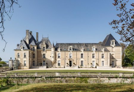 Villa in Vernantes, France