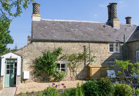 Cottage in Burton Coggles, England