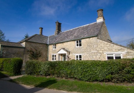 Cottage in Burton Coggles, England