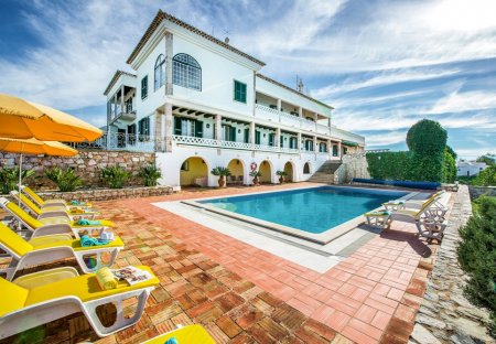 Villa in Ferragudo, Algarve