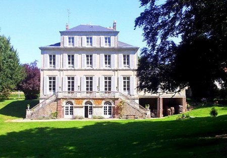 Chateau in Betz, France