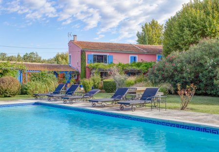 Villa in Les Ecarts, the South of France