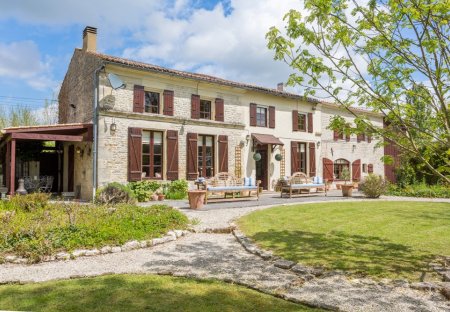 Villa in Courcerac, France