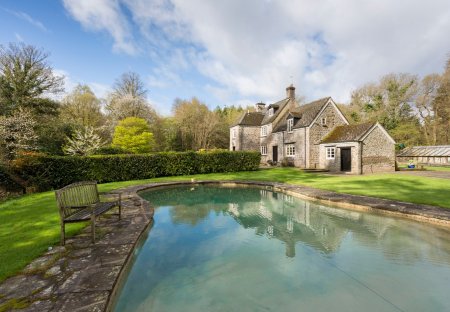 Cottage in West Dean, England
