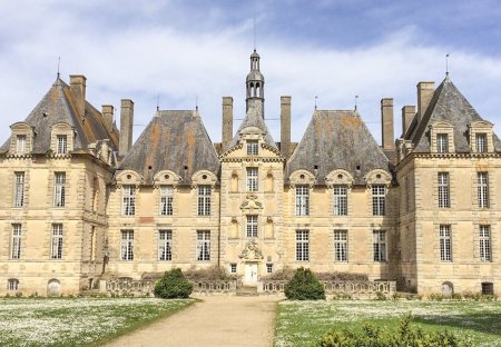 Chateau in Saint-Loup-Lamairé, France