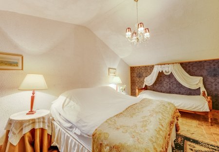 Villa in Pressigny, France