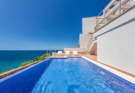 Villa in Salema, Algarve
