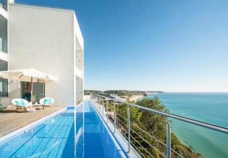 Villa in Salema, Algarve