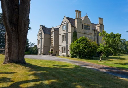 Chateau in Shapwick, England