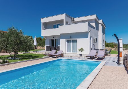 Villa in Zaton (Šibenik), Croatia