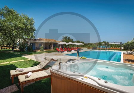 Villa in Tar, Croatia