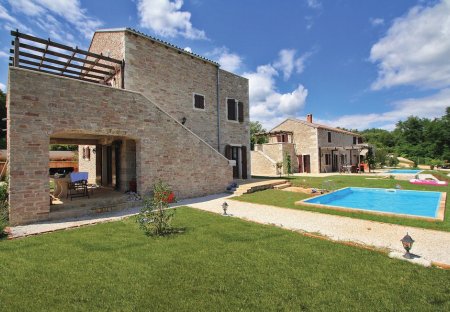 Villa in Brajkovići, Croatia